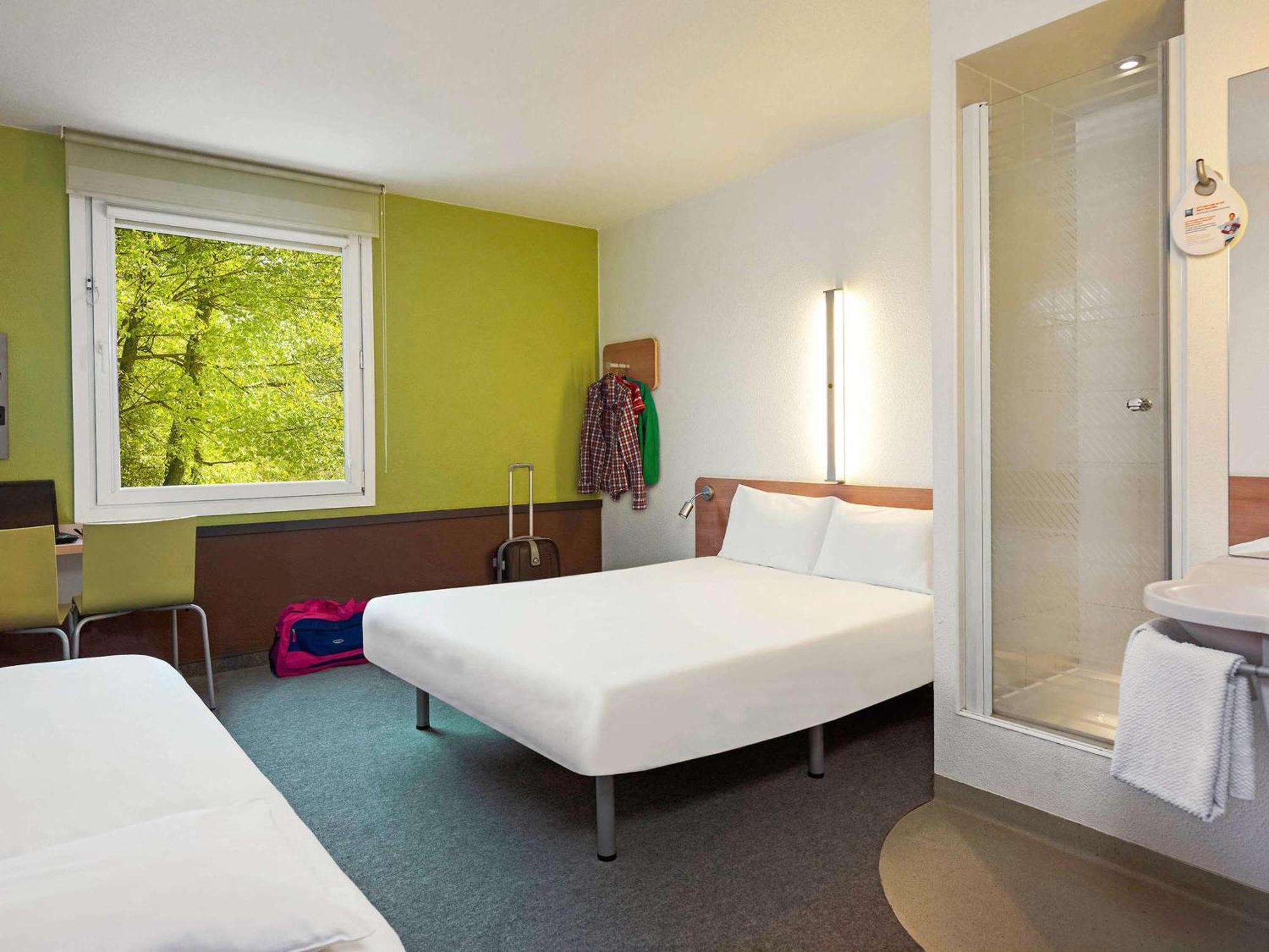 Ibis Budget Wroclaw Stadion Eksteriør billede