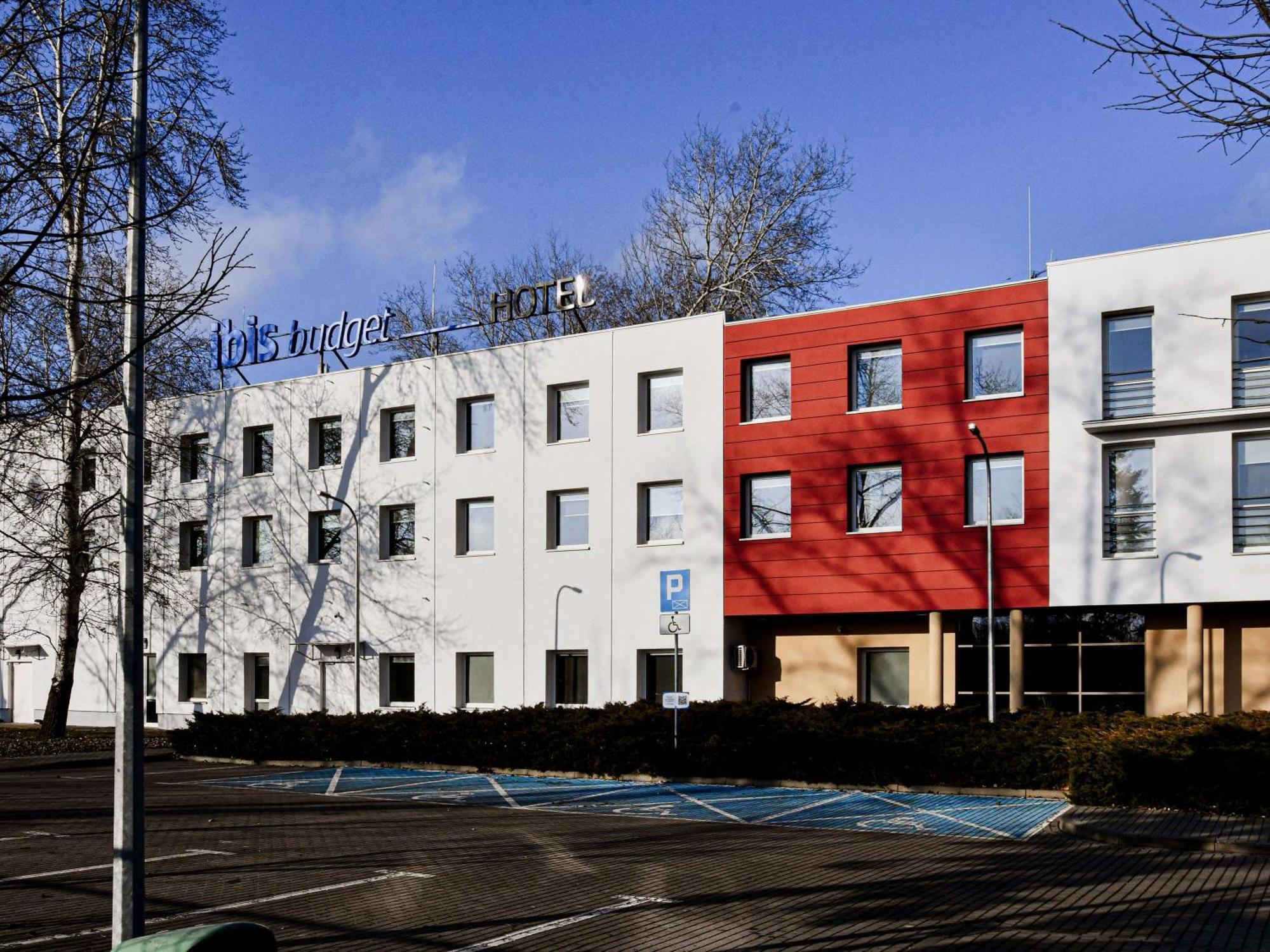 Ibis Budget Wroclaw Stadion Eksteriør billede